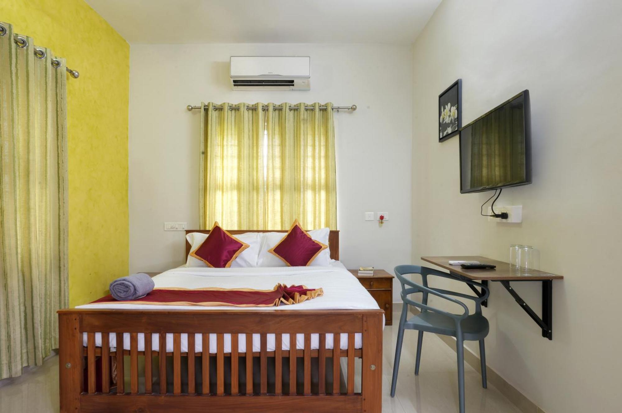 Swapna Home Suites ネドゥムバセリー エクステリア 写真