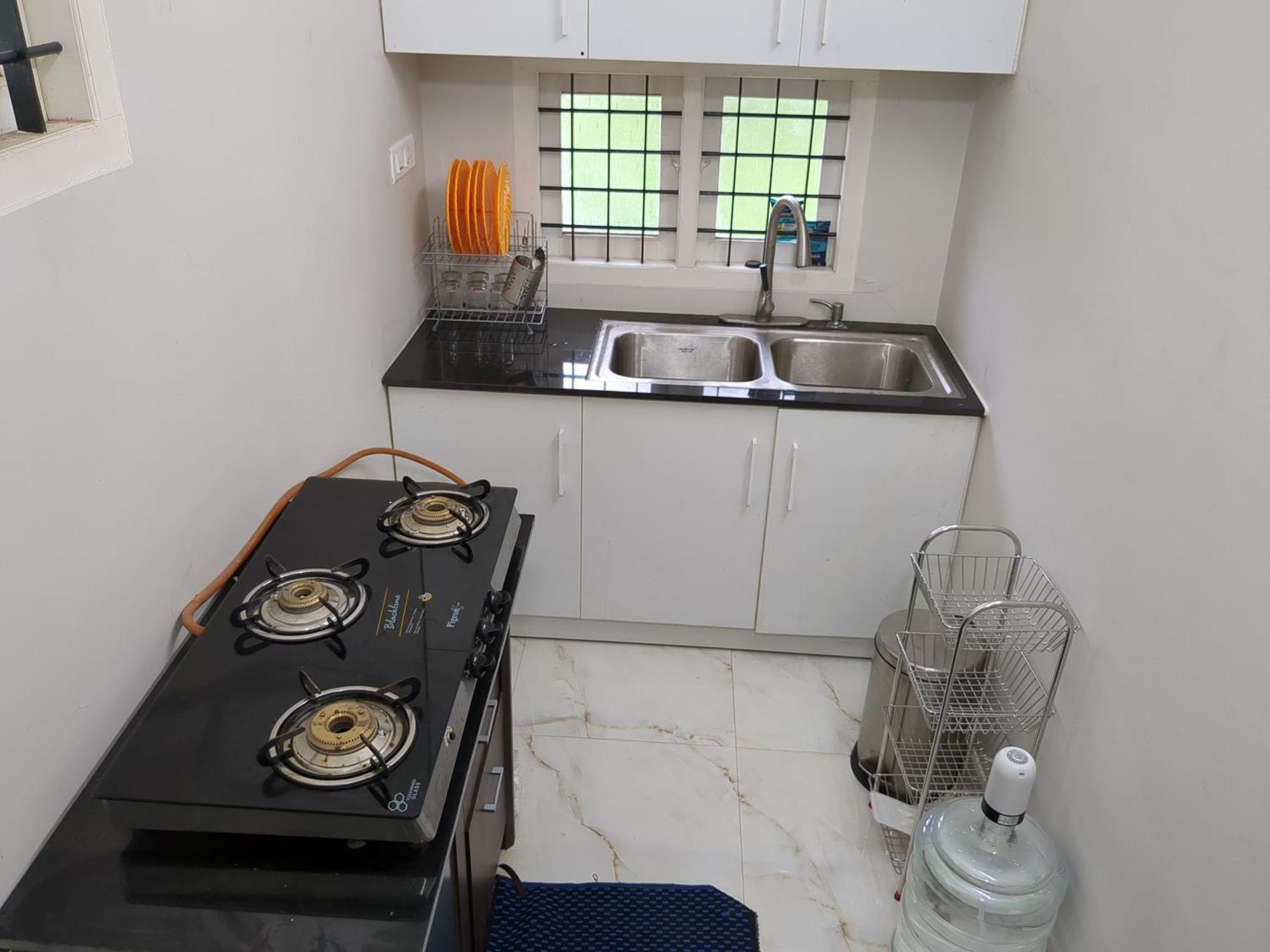 Swapna Home Suites ネドゥムバセリー エクステリア 写真